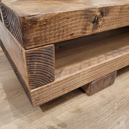 VIOT Low Solid Wood Chunky TV Unit