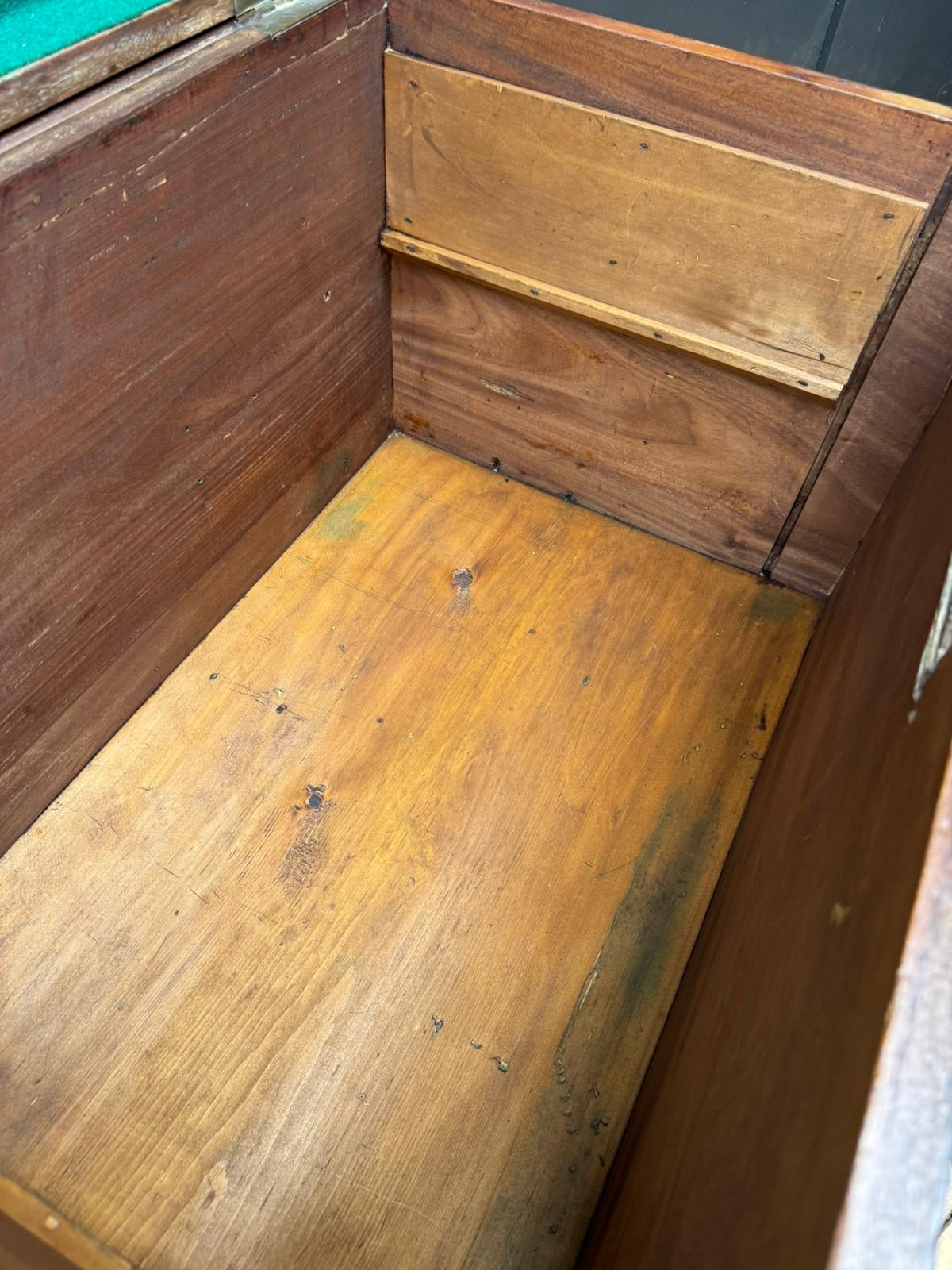 Antique Mahogany Blanket Chest Coffee Table Storage Box Trunk