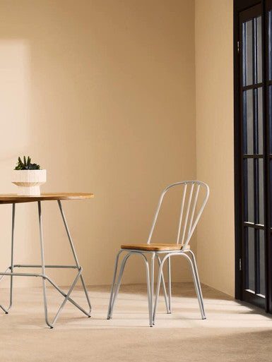 District Grey Metal And Elm Wood Round Dining Table