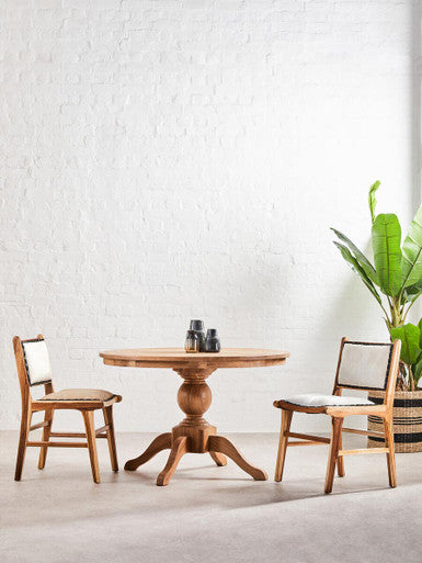 Brown Solid Natural Oak Wood Round Dining Table