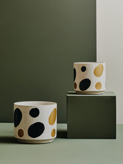 Yuri White And Gold Spotted Planter