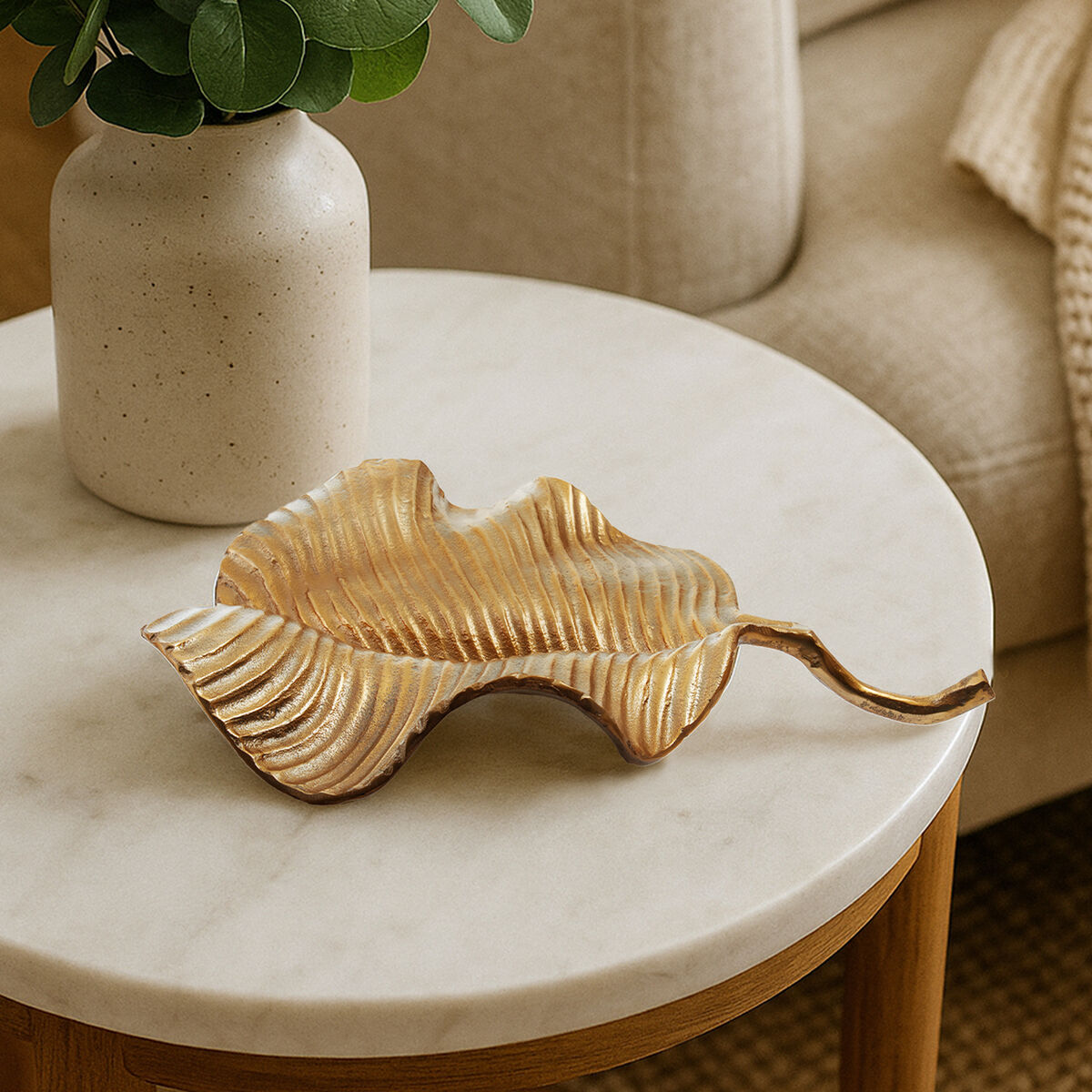 Prato Gold Finish Aluminium Leaf Dish