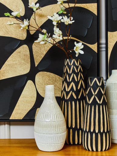 Arlo Large Wooden Engraved Vase In Black And Natural