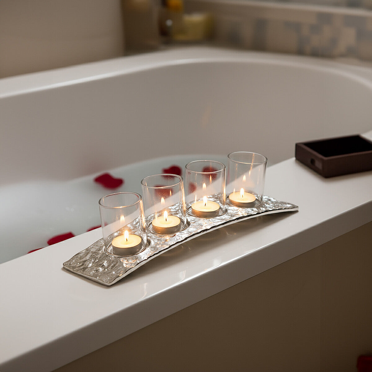 Akola Curved 4 Tealight Holder in Silver