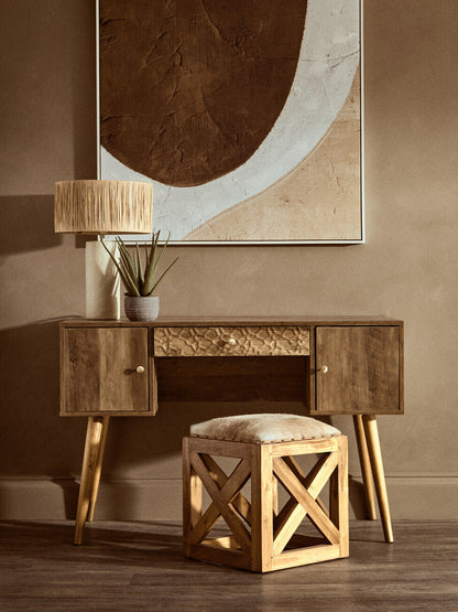 Carta Natural Papier Mache Table Lamp With Natural Raffia Shade