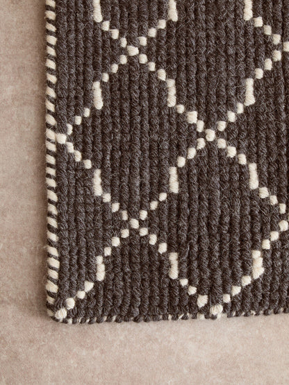 Bosie Kensington Townhouse Large Diamond Lattice Rug