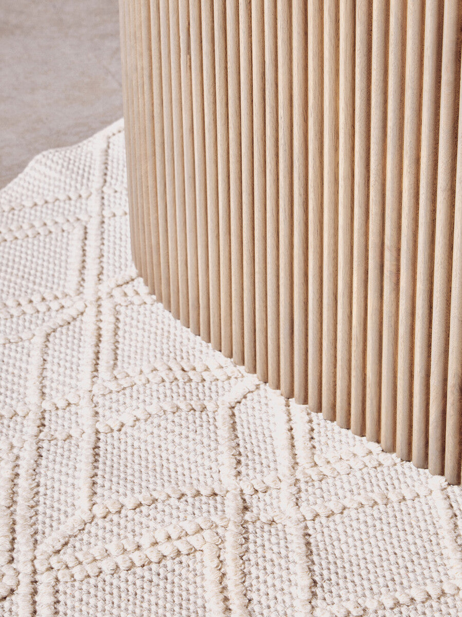 Bosie Jango Small Geometric Iovry Rug