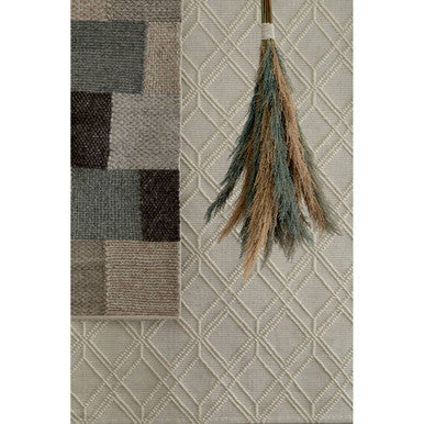 Bosie Jango Small Geometric Iovry Rug