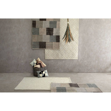 Bosie Jango Small Geometric Iovry Rug