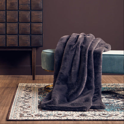Bosie Grey Faux Fur Throw | Lamina