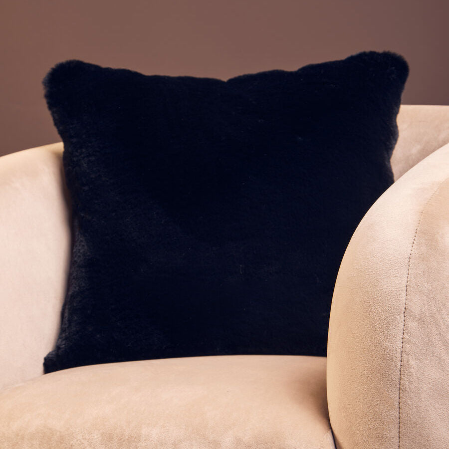 Bosie Black Square Fur Cushion | Lamina