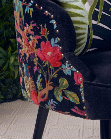 Cefena Peacock Design Scalloped Chair