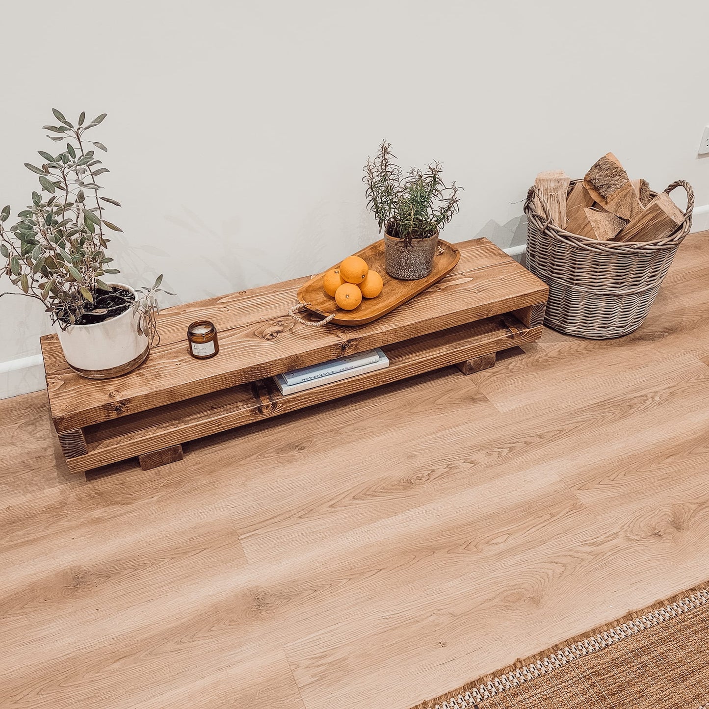 VIOT Low Solid Wood Chunky TV Unit