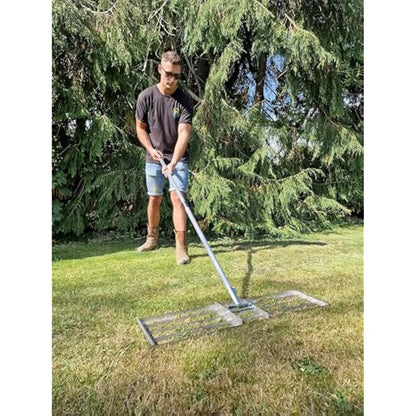 British Manufacturing Solutions 46” wide Stainless Steel Levelawn Lute: Premium levelling rake for top dressing, seeding, soil/sand. Luxury full-length heavy-duty aluminium handle. (46"wide)