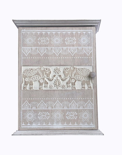 GreyZouq Wooden Key Cabinet Wall Mounted, Elephant Carving Design, Key Holder for Wall with 6 Hooks, Decorative Key Organiser, Magnetic Door Closure
