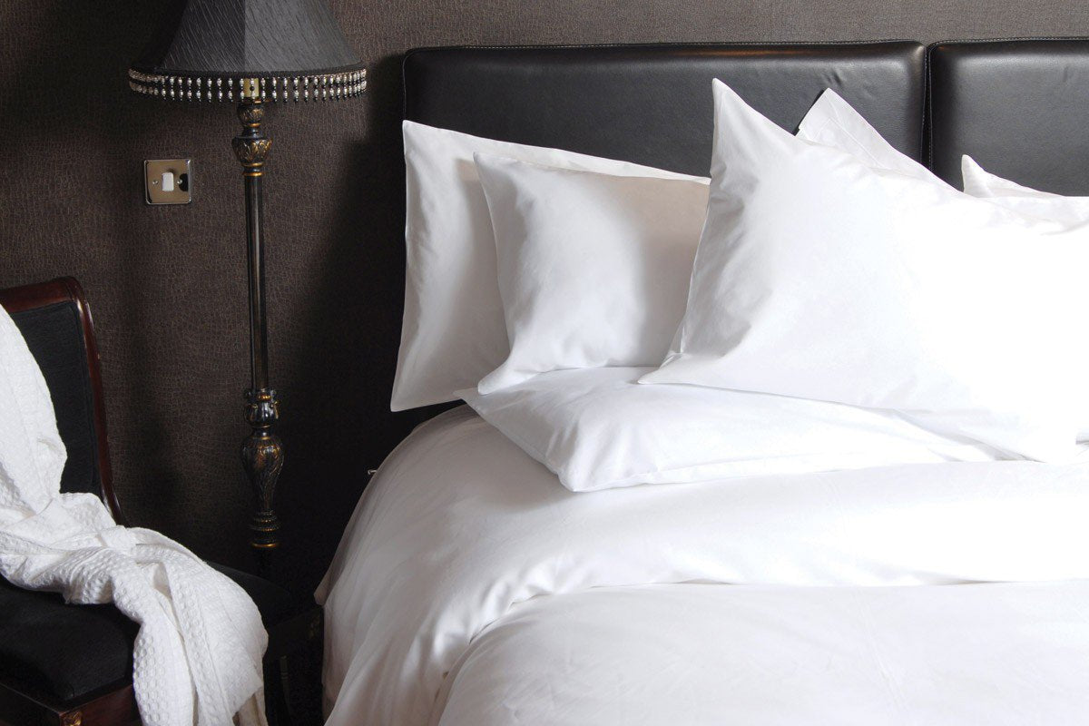 100% Bamboo Super Silky Soft Luxury 4 Piece Duvet Bed Set - Complete Bedding Set Includes Duvet Cover 2 Pillowcases and Deep Fitted Sheet by Euphoric