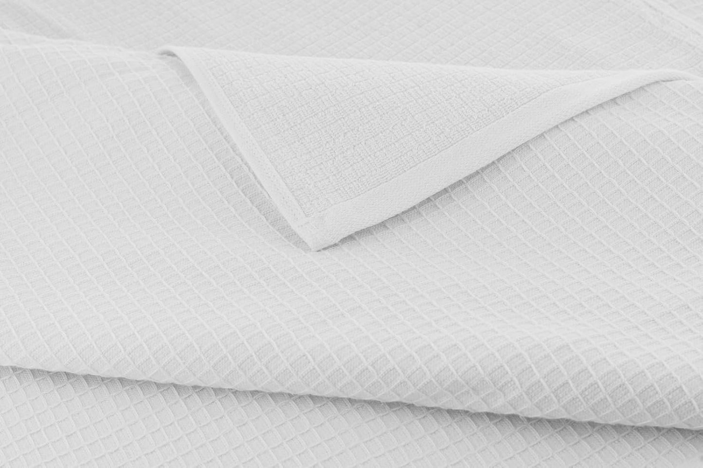 CASA COPENHAGEN Waffle 4-piece bath towel set – White, 70x140 cm, Egyptian cotton, designed in Denmark, for bathroom, kitchen & shower