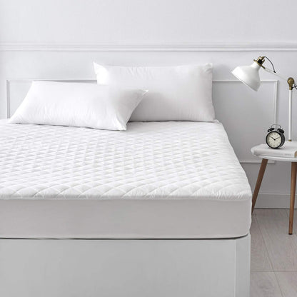 Pikolin Home - Mattress Protector 120 x 190/200 cm – Padded and Breathable, Adjustable, Hygienic Treatment, Oeko-Tex Certified, for 120 cm Beds