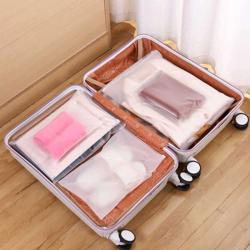 30 Reusable Ziplock Bags, Clear Plastic Storage Bags in 3 Sizes, Travel Organiser Bags for Clothes, Shoes, Cosmetics, Toiletries & Daily Essentials