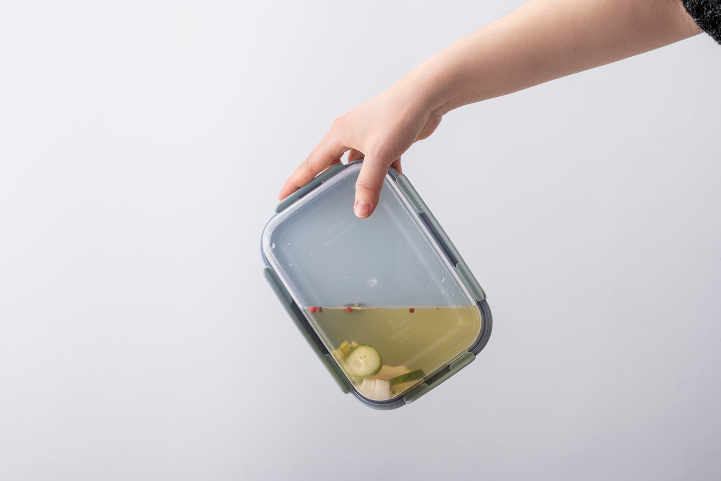 LocknLock Classic Plus 4 x Airtight Food Storage Container – 420ml, 910ml, 1.65L, 2.75L – Airtight & Leakproof, BPA Free, Microwave & Dishwasher Safe
