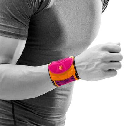 BAUERFEIND, 1 Unisex Sports Wristband, Left/Right Wrist, For Training and Competition, Size: S/M, Pink, 11459471950011