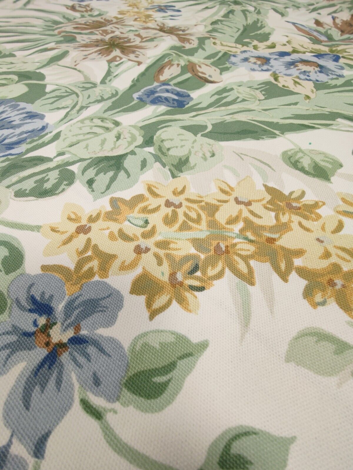 Vintage Carleton V Sumatra Curtain Upholstery Fabric By The Metre