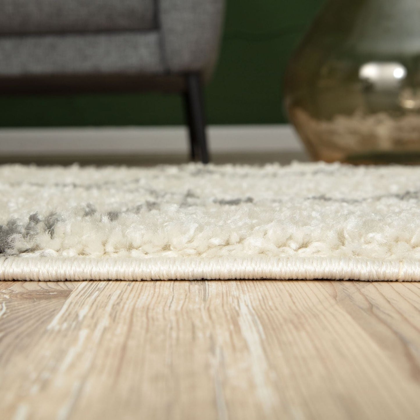 Moroccan Ivory Shaggy Rug | 700