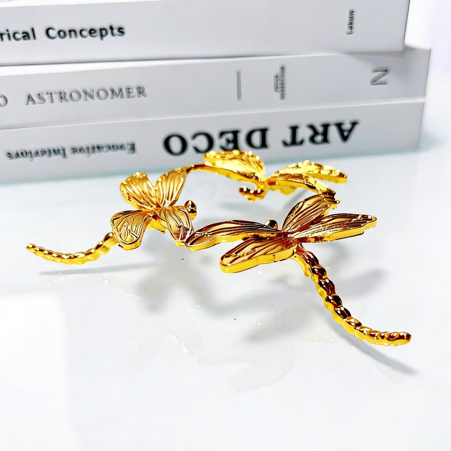 TUYOBG 2PCS Metal Crystal Ball Stand Gold – for Displaying Crystals