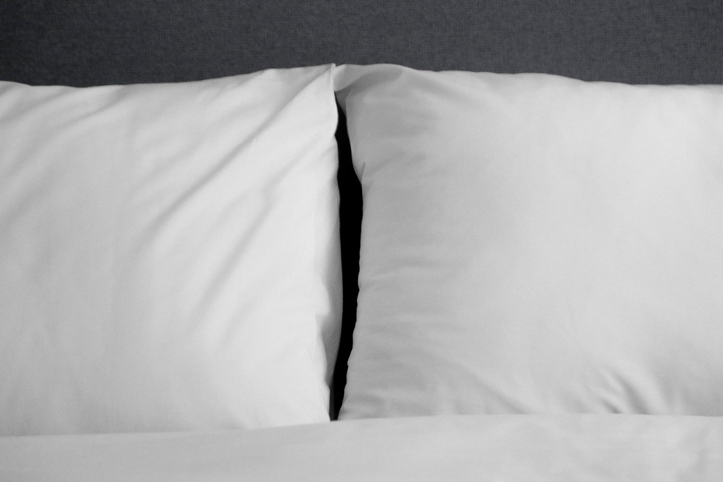 lekka EASY-CHANGE & EASY-IRON, ZIP-AROUND Duvet Cover Set for Double Size Bed (White)