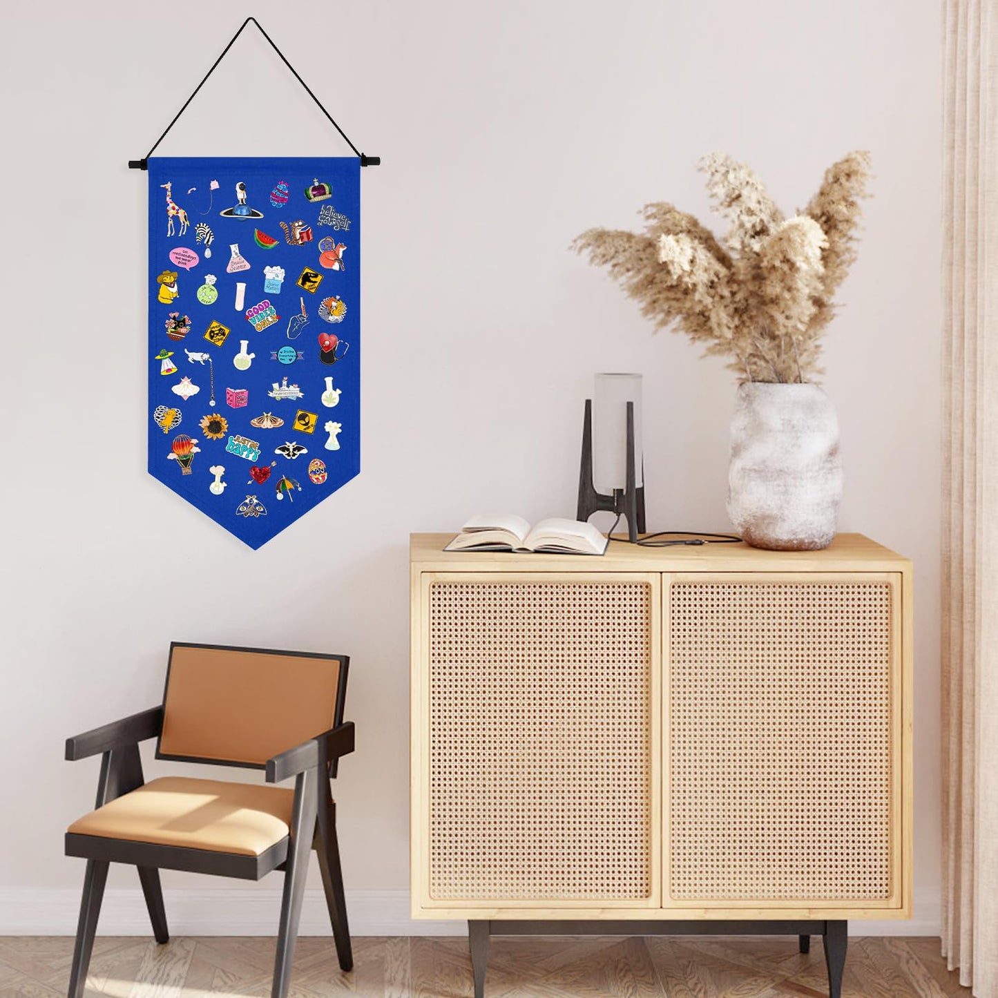 Kunyeah Wall Hanging Brooch Organizer Storage Case Colorful Canvas Pin Board Stand Enamel Pin Badge Hanging Holder Display Banner Earrings Collection