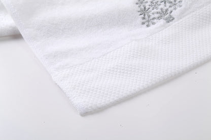 Quera Christmas Tree 2 Packs Embroidered Hand Towels(14'' x 30'') Premium Luxury Ultra Soft 100% Cotton Bathroom Decorative, Set