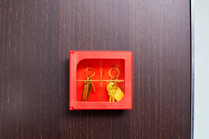 notlok Safety Work - Emergency Key Box Made of ABS Plastic | 13.5 x 12.5 x 4.5 cm | With Easily Fragile Disc for Emergencies