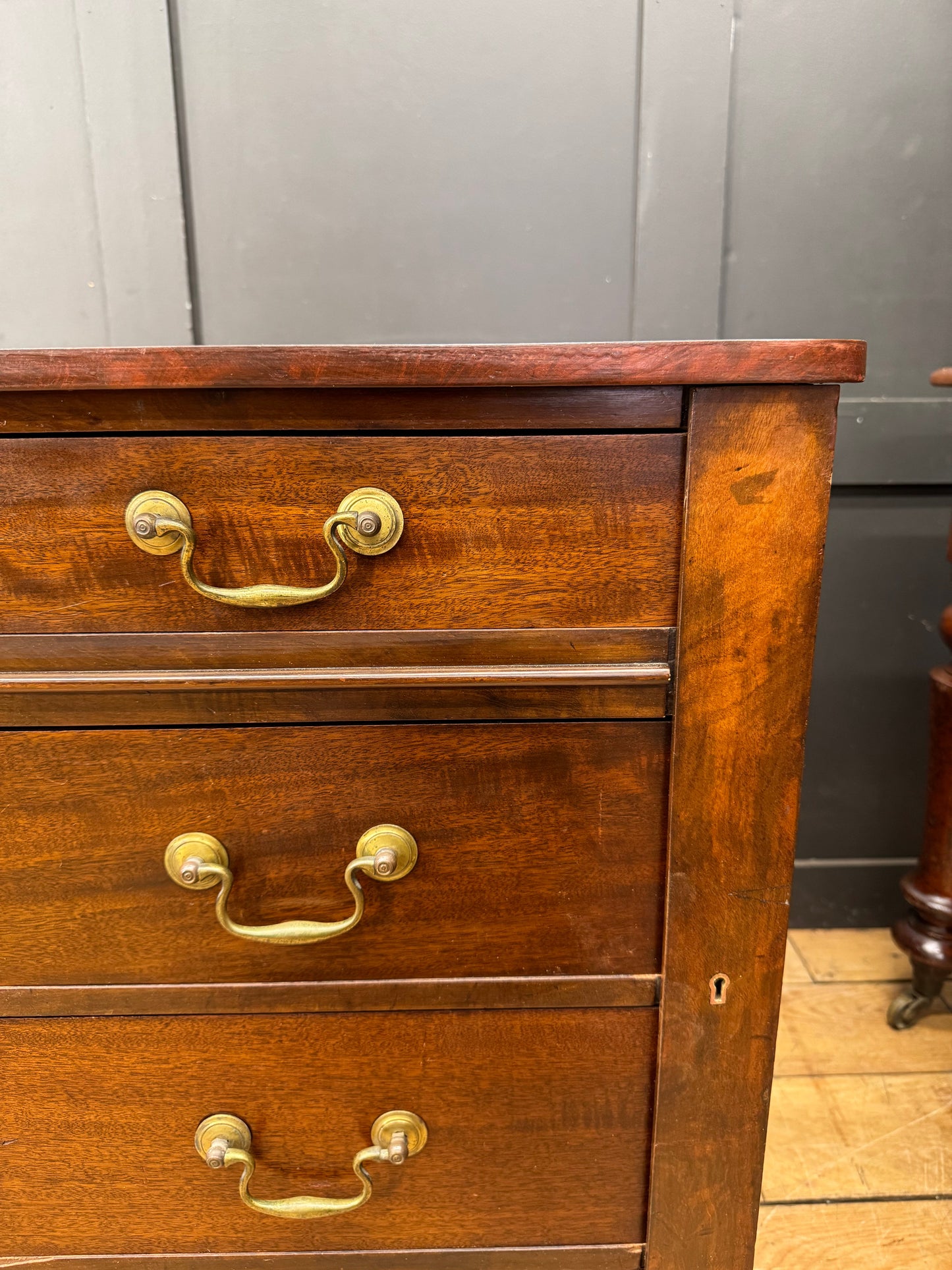 Antique Mahogany Twin Pedestal Desk Kneehole Writing Office Desk Computer Desk