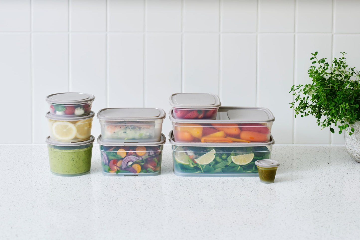 SmartStore Leakproof Food Storage Container 2,2L - Set of 4 | Dishwasher, Fridge, Microwave Safe | Lunch Box Meal Prep | Food Approved, BPA Free