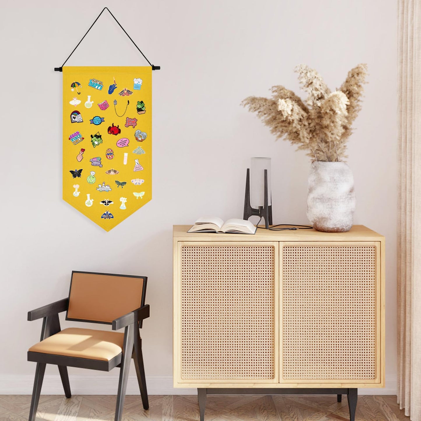 Kunyeah Wall Hanging Brooch Organizer Storage Case Colorful Canvas Pin Board Stand Enamel Pin Badge Hanging Holder Display Banner Earrings Collection