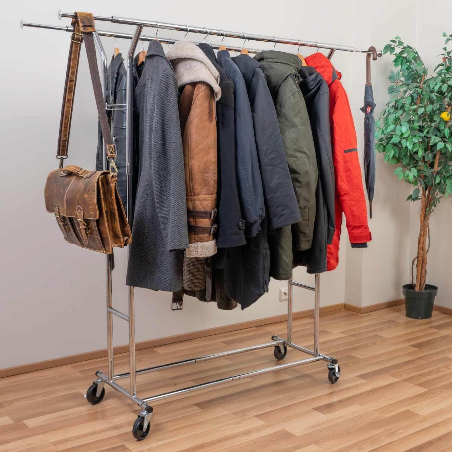 Tatkraft Denver - Heavy Duty Double Clothes Rail on Wheels, Holds Up to 242 Lbs (110 Kg), SET UP WITHIN 1 MINUTE, Chromed steel