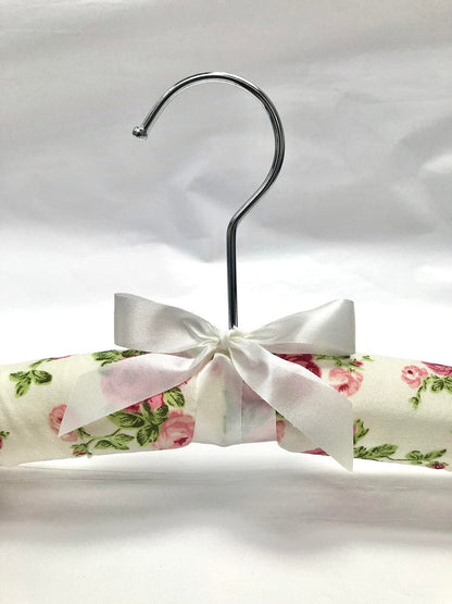Pack of 5 Quality Padded Clothes Hangers ~ Several Patterns to choose from ... (Rose)