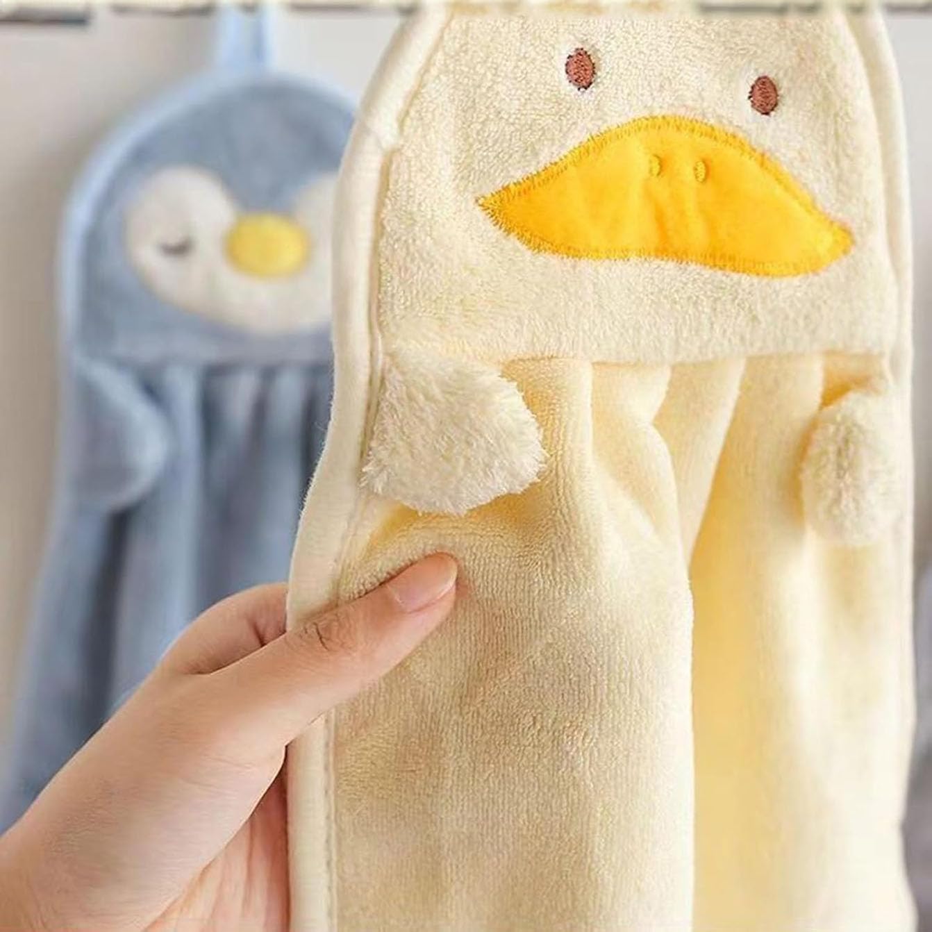 Wxinsheng 3Pcs Cute Animals Hand Towels,Soft Coral Velvet Microfibre Absorbent Towels with Hanging Loop for Kitchen & Bathroom Quick-Dry Washcloth