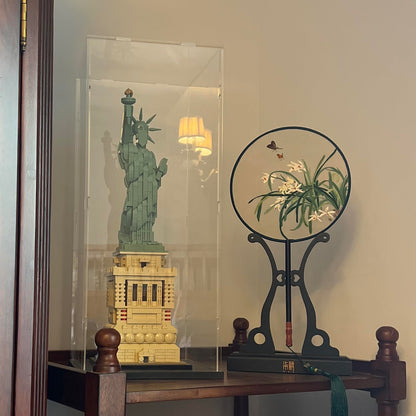 Nynelly 50 cm Tall Acrylic Display Case for Lego Statue of Liberty 21042 for Models Figures Dolls
