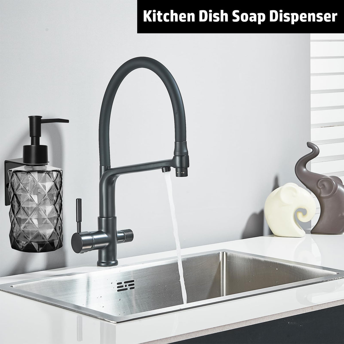 GKSCXEXE Wall Mounted Soap Dispenser, 330ml Glass Black Soap Dispenser