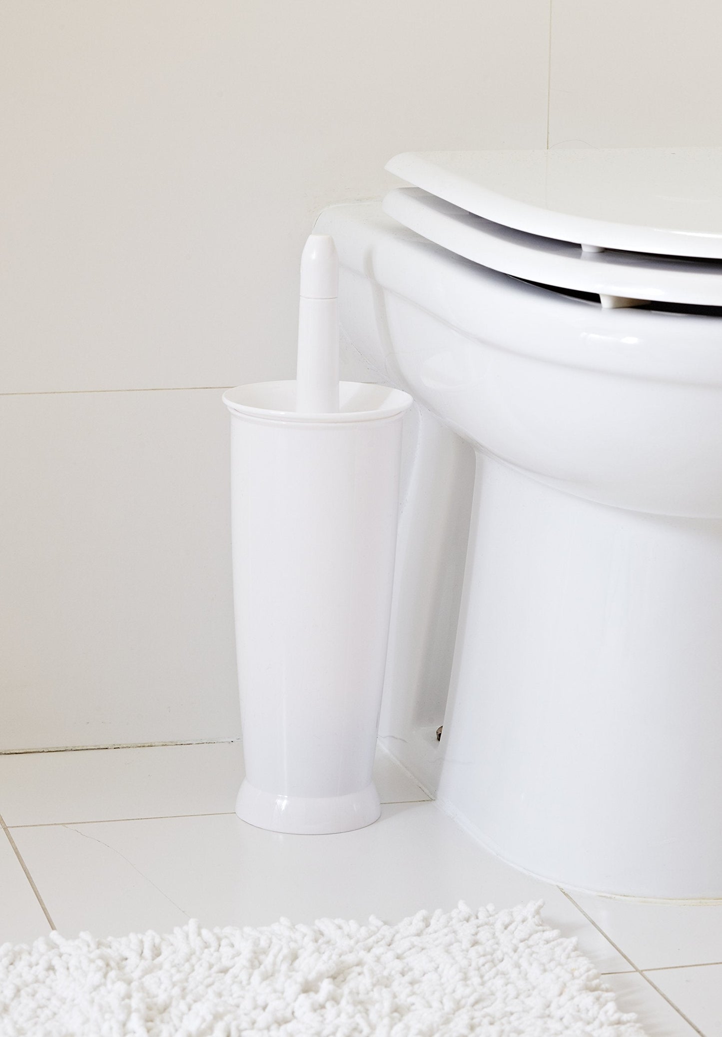 Addis Closed Toilet Brush Set, Plastic, White, 12.5 x 12.5 x 39 cm, 510284