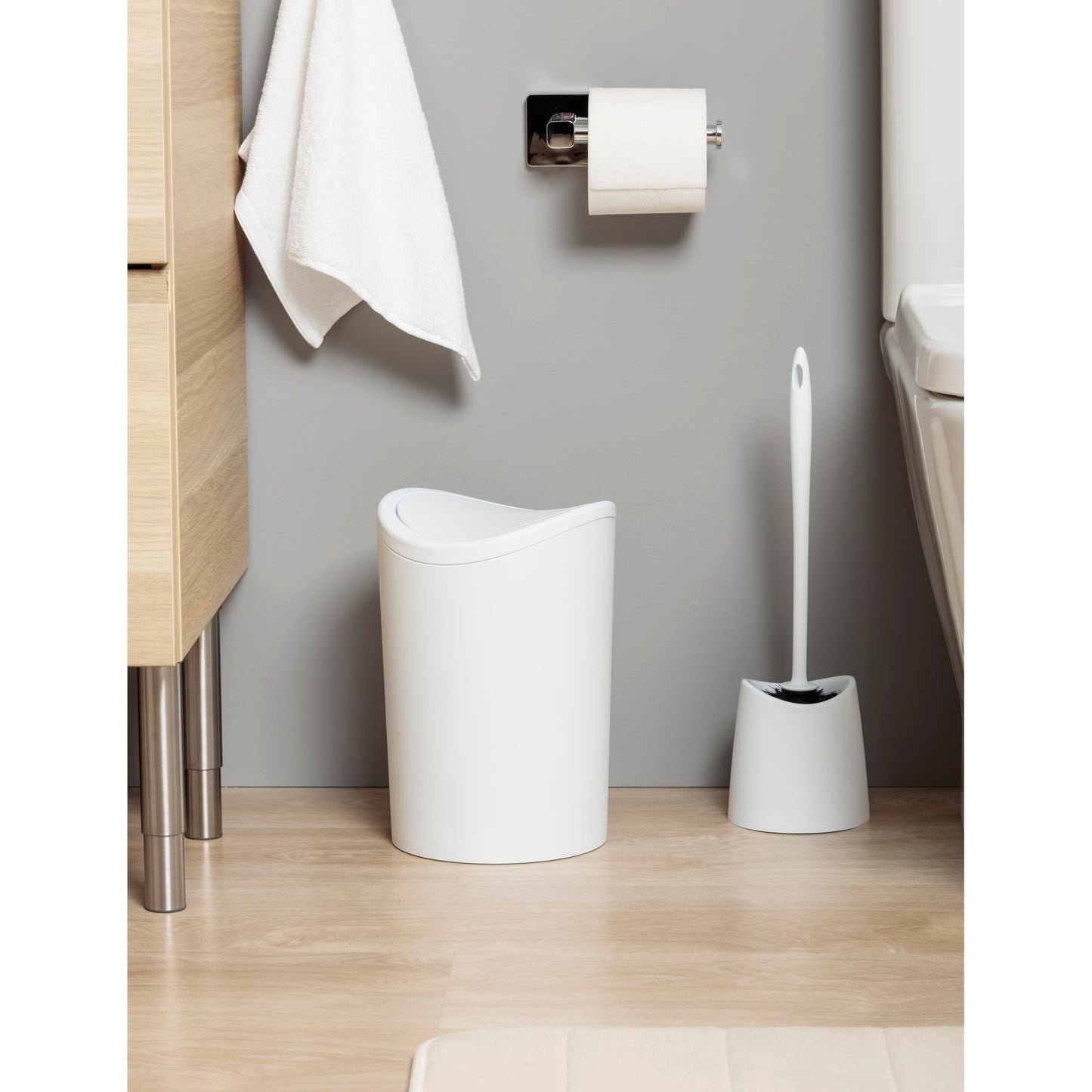 TATAY Bathroom Bin 19x19x28 cm Swing Lid Modern Functional Design