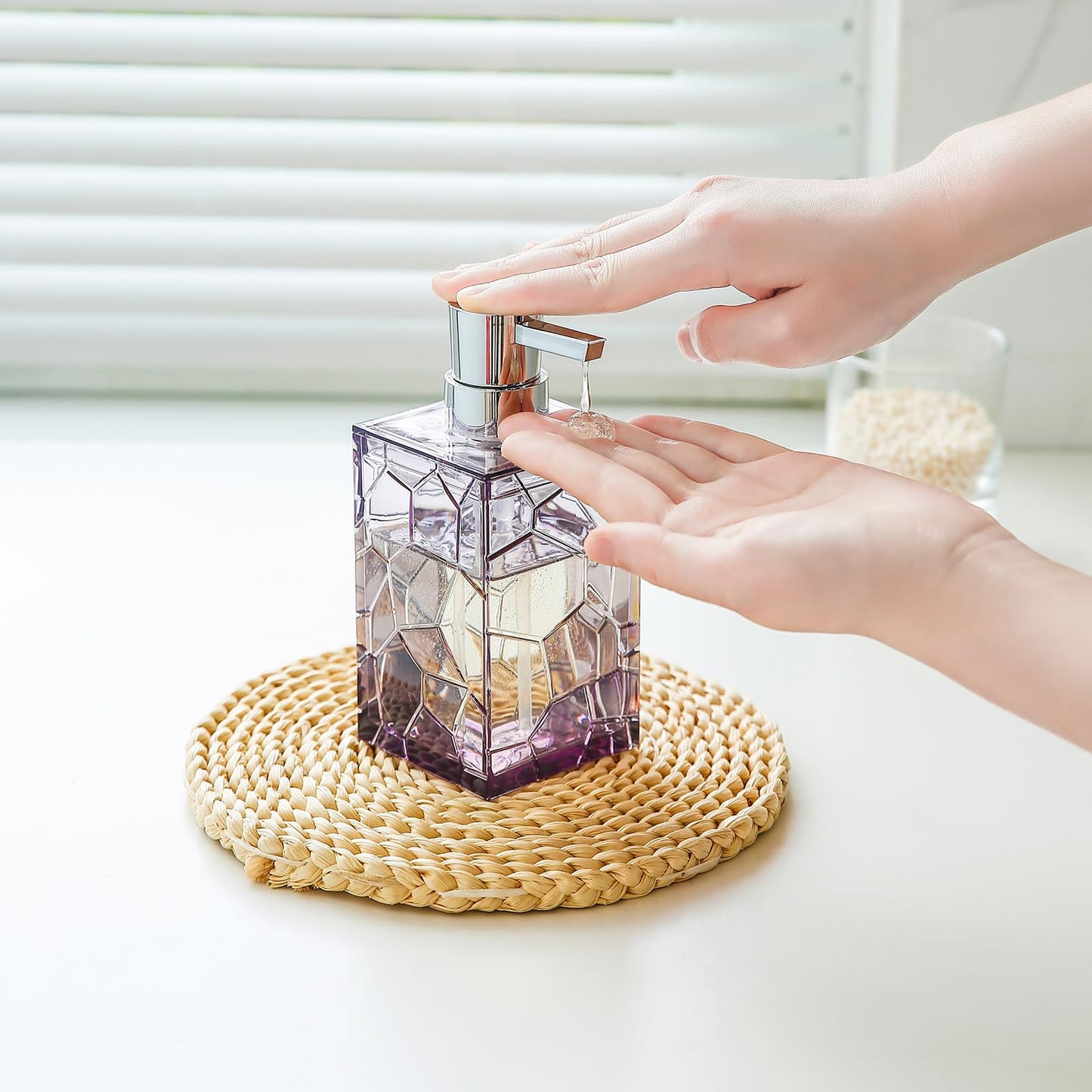 Clear Acrylic Bathroom Accessories Set - Rust-Free, Transparent Design - Includes Soap Dispenser, Toothbrush Holder, Cup, Soap Dish