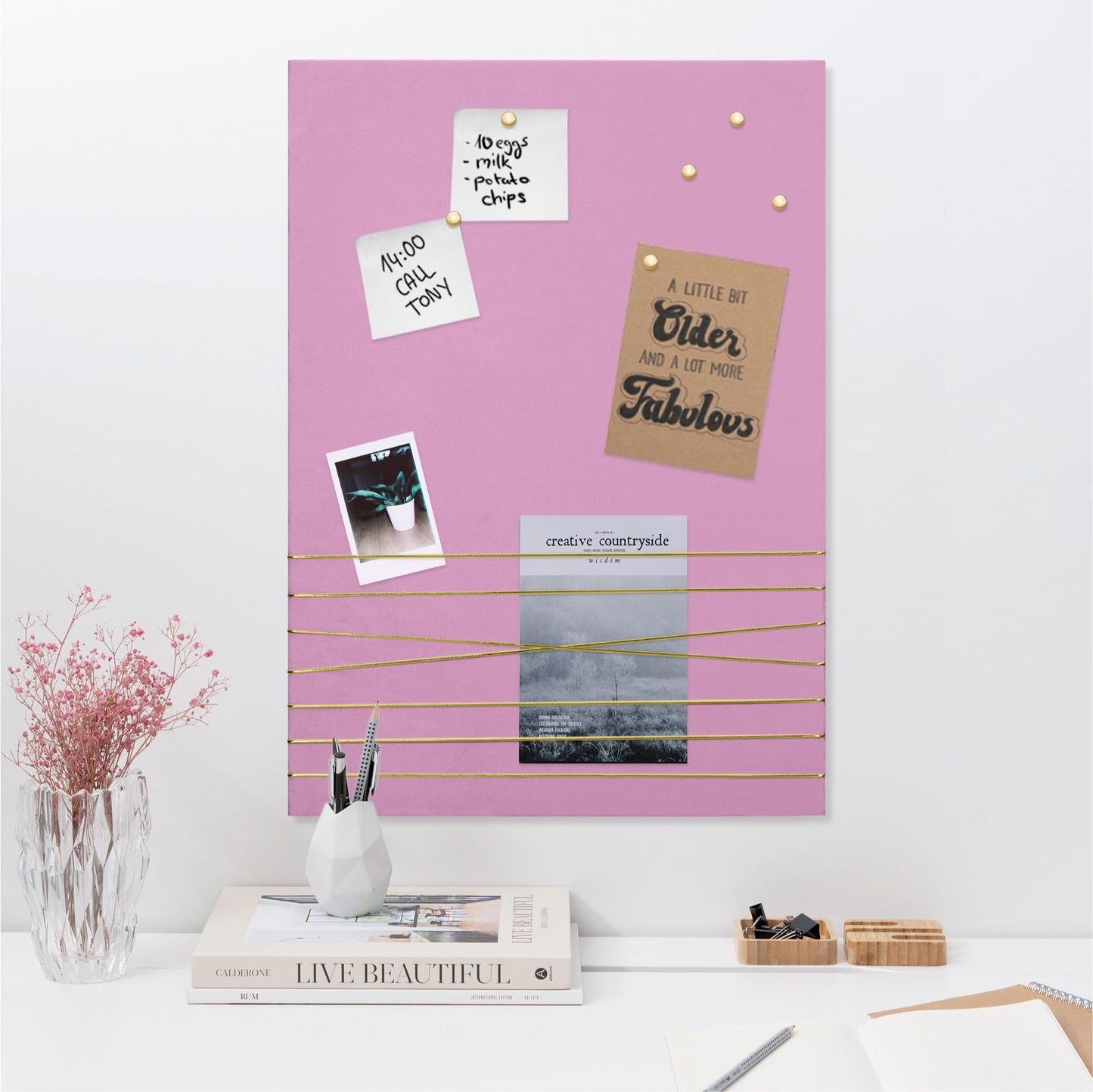 Navaris Photo Pin and Clip Board - 70 x 50cm - Velvet Board for Hanging, Pinning, Displaying Photos, Pictures for Bedroom - Contemporary Pinboard -