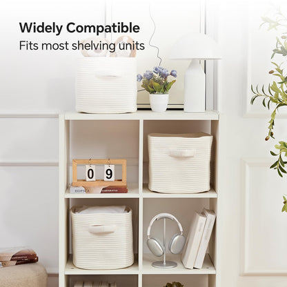 Mangata Set of 4 White Cotton Rope Cube Storage Baskets with Handles, 25x25x22cm, Woven Organisers for Shelves, Bathroom, Bedroom