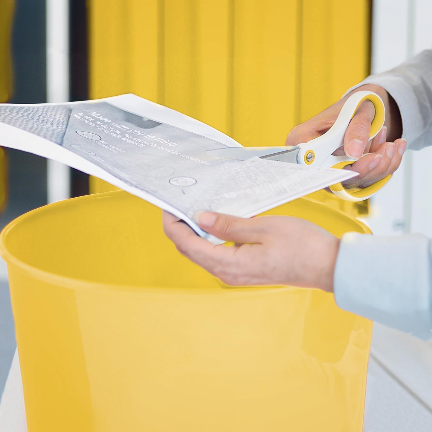 Leitz WOW 52781016 Waste Paper Bin, Pack of 6, 15 Litres, Plastic, Yellow,
