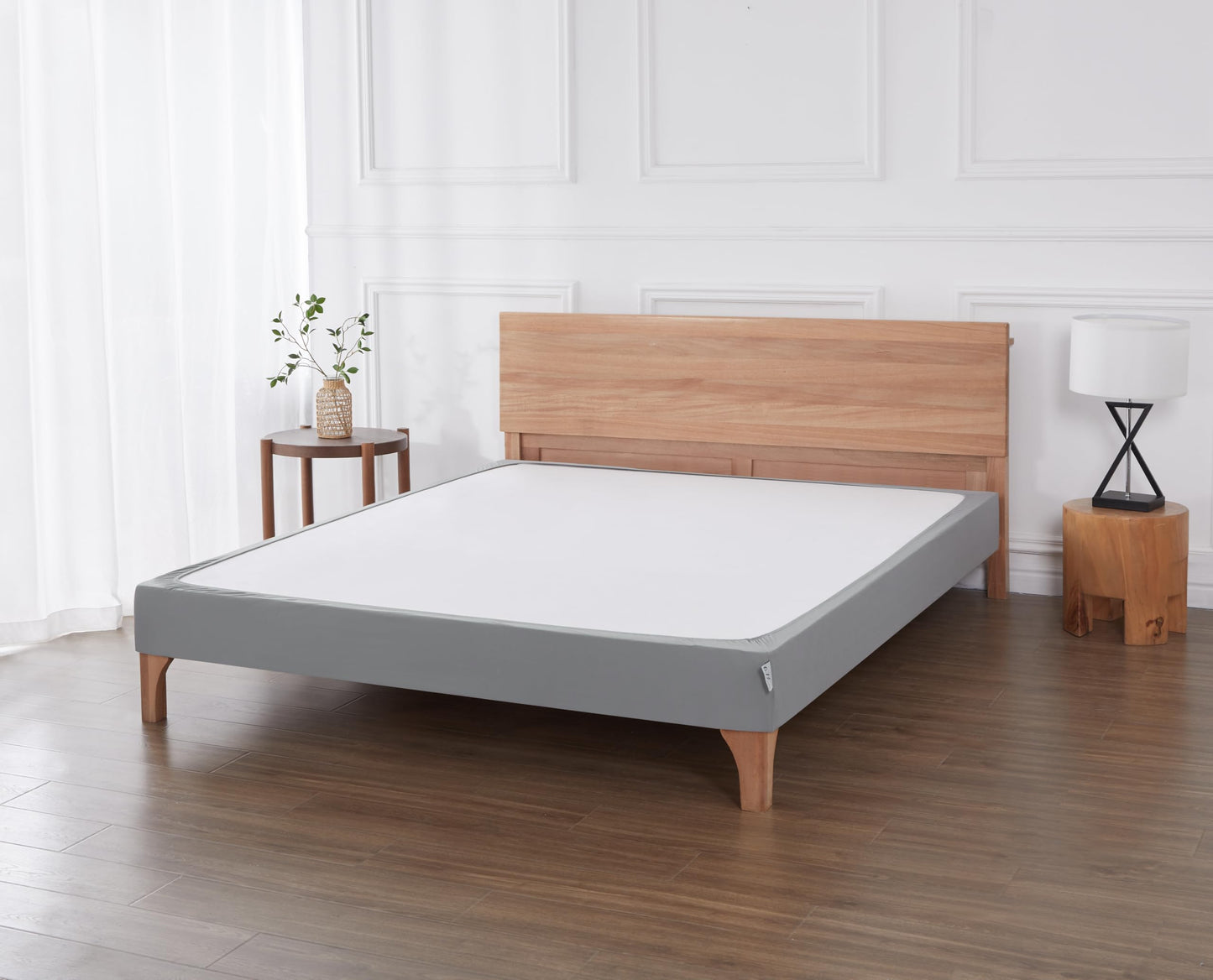 Dahlica Bed Base Cover 140 x 200 cm Grey – Soft and Stretchy Fabric – Impeccable Look – Easy to Install