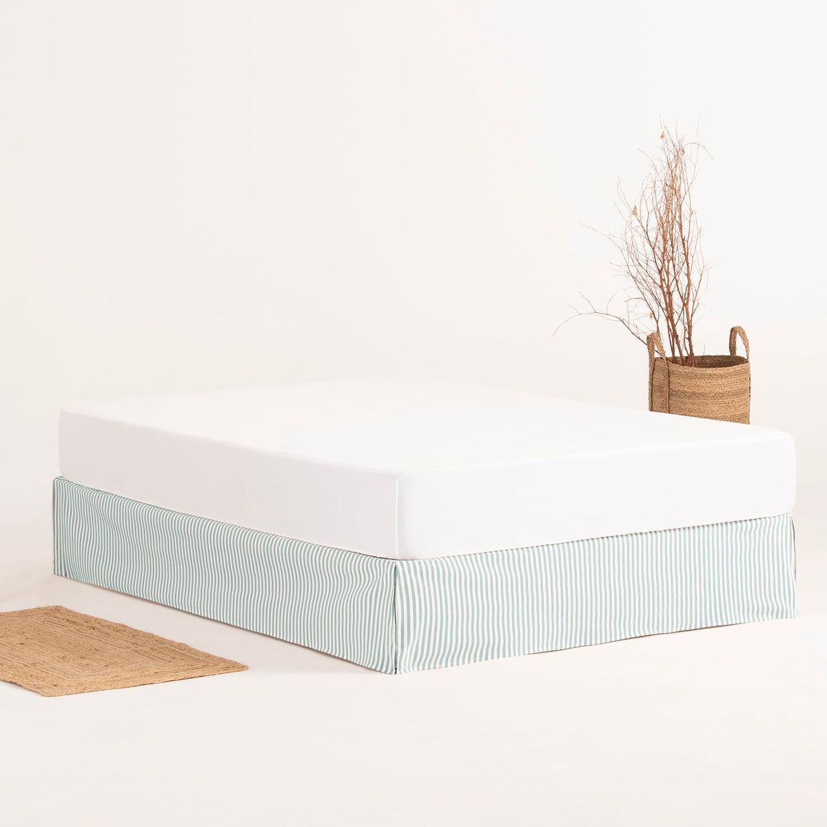 Bed Cover 180 x 190/200 cm Bed Base Cover 180 cm – Water Stripes