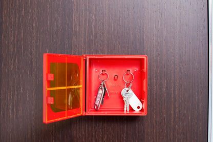 notlok Safety Work - Emergency Key Box Made of ABS Plastic | 13.5 x 12.5 x 4.5 cm | With Easily Fragile Disc for Emergencies