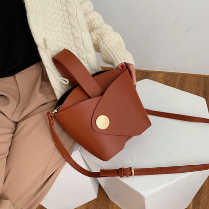 Solid color shoulder bag